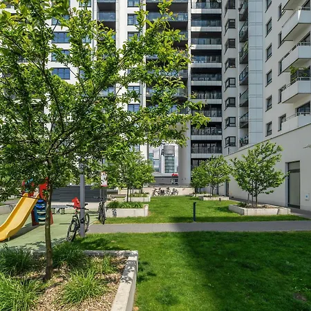 Apartament City View West Bulgarska By Renters شقة